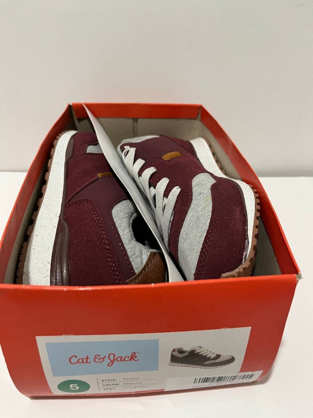 Cat & Jack Boys’ Wheeler Jogger Sneakers – Burgundy | Size # 5| NWT!!